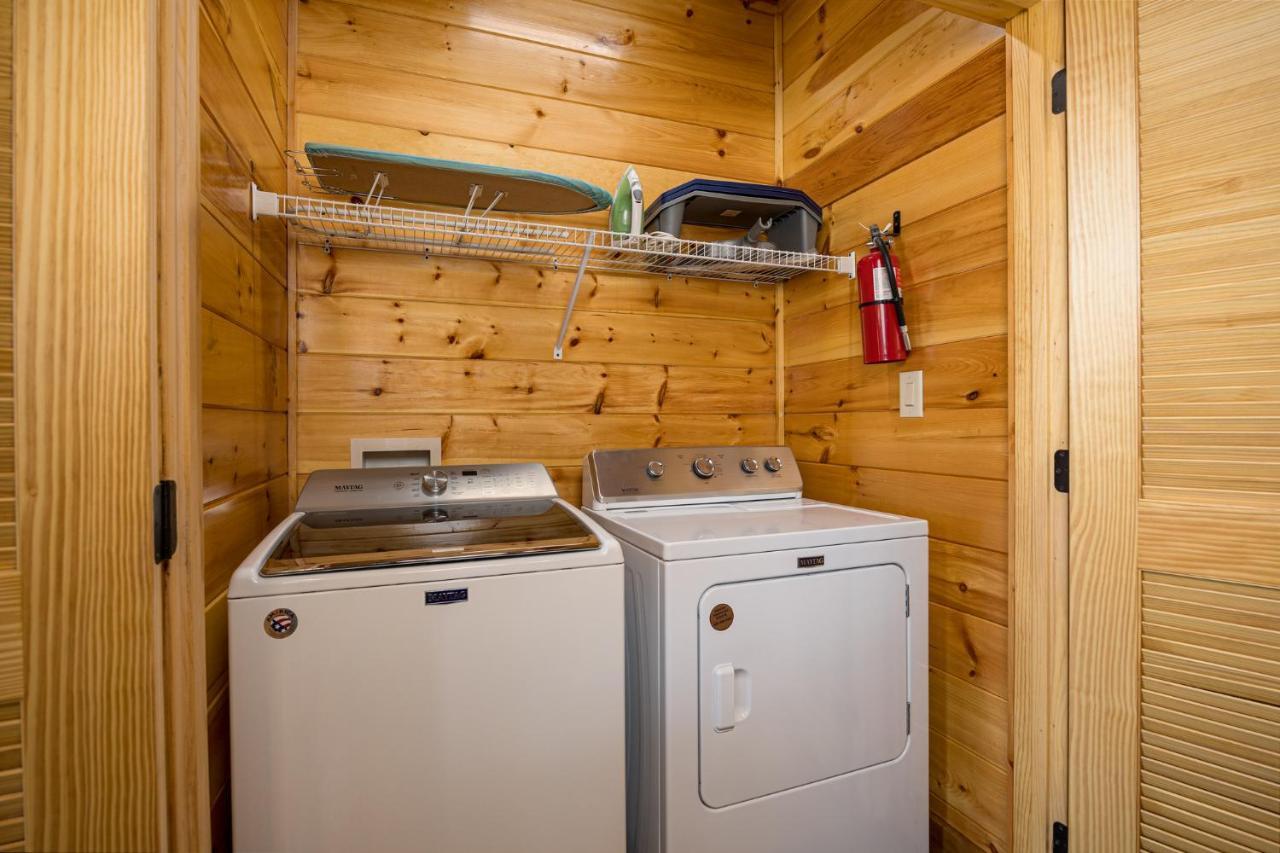 Ridge View Lodge Nature And Mountain View - Hot Tub - Firepit - Yard - Games Gatlinburg Exterior foto