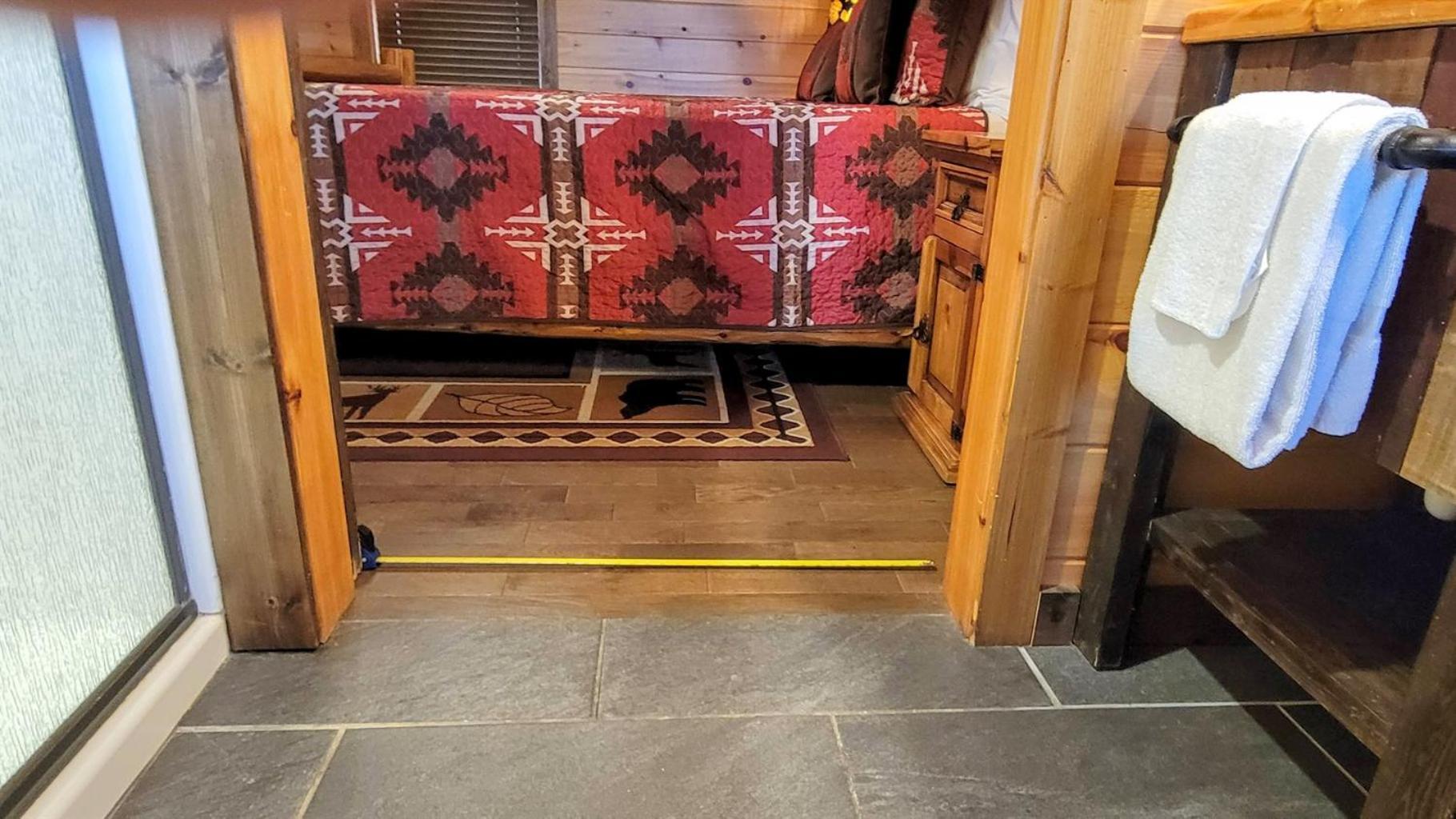 Ridge View Lodge Nature And Mountain View - Hot Tub - Firepit - Yard - Games Gatlinburg Exterior foto